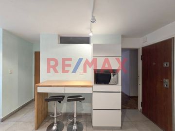 4 AMBIENTES DEPENDENCIA BALCON COCHERA T/RECICLADO