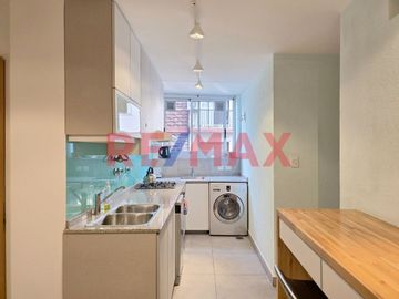 4 AMBIENTES DEPENDENCIA BALCON COCHERA T/RECICLADO