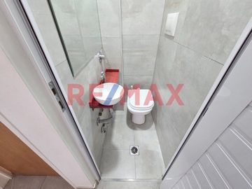 4 AMBIENTES DEPENDENCIA BALCON COCHERA T/RECICLADO