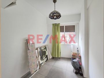 4 AMBIENTES DEPENDENCIA BALCON COCHERA T/RECICLADO