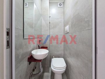4 AMBIENTES DEPENDENCIA BALCON COCHERA T/RECICLADO