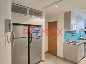 4 AMBIENTES DEPENDENCIA BALCON COCHERA T/RECICLADO