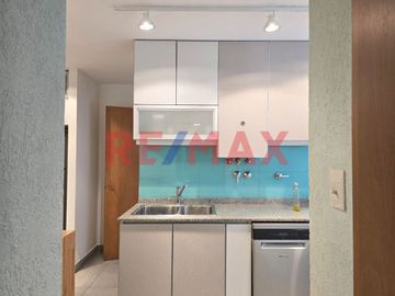 4 AMBIENTES DEPENDENCIA BALCON COCHERA T/RECICLADO