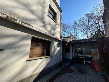 CASA EN VENTA LA PLATA LOTE IDEAL DESARROLLO