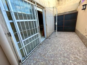 Excelente Casa 5 amb Ramos Mejia- Venta-Permuta