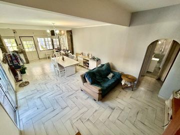 Excelente Casa 5 amb Ramos Mejia- Venta-Permuta