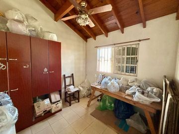 Excelente Casa 5 amb Ramos Mejia- Venta-Permuta