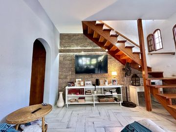 Excelente Casa 5 amb Ramos Mejia- Venta-Permuta