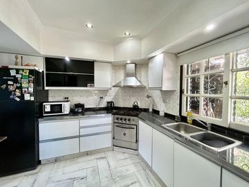 Excelente Casa 5 amb Ramos Mejia- Venta-Permuta