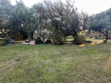 CASA QUINTA BARRIO LOS CHAÑARES