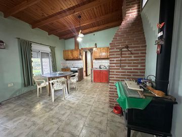 CASA QUINTA BARRIO LOS CHAÑARES