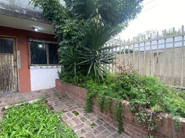 CASA DUPLEX EN VENTA 5 AMBIENTES CIUDADELA NORTE