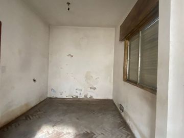 CASA DUPLEX EN VENTA 5 AMBIENTES CIUDADELA NORTE