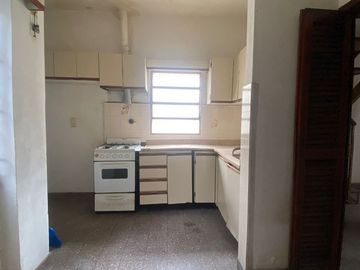 CASA DUPLEX EN VENTA 5 AMBIENTES CIUDADELA NORTE