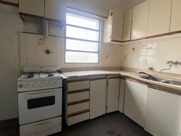 CASA DUPLEX EN VENTA 5 AMBIENTES CIUDADELA NORTE