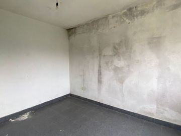 CASA DUPLEX EN VENTA 5 AMBIENTES CIUDADELA NORTE