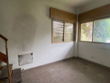 CASA DUPLEX EN VENTA 5 AMBIENTES CIUDADELA NORTE