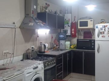 Venta Depto 2 Hab, Patio y Cochera en Godoy Cruz