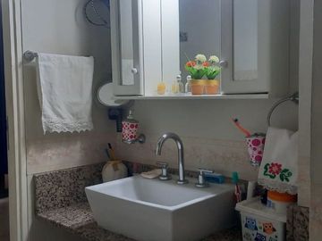 Venta Depto 2 Hab, Patio y Cochera en Godoy Cruz
