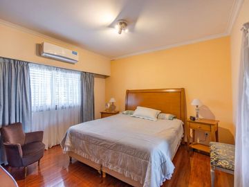 CASA EN VENTA BURZACO APTA CREDITO 1OO MTS ESPORA