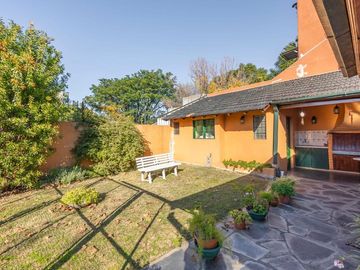 CASA EN VENTA BURZACO APTA CREDITO 1OO MTS ESPORA