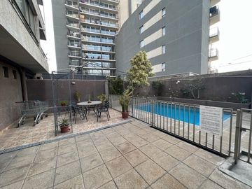 Departamento en Venta en Av. Fermín Vivaceta / Frente Hipodromo