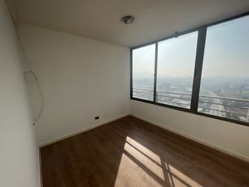 Departamento en Venta en Av. Fermín Vivaceta / Frente Hipodromo