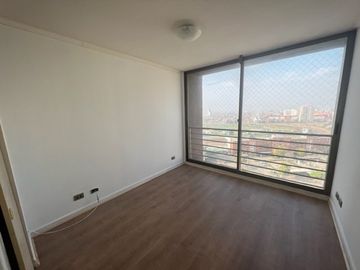 Departamento en Venta en Av. Fermín Vivaceta / Frente Hipodromo