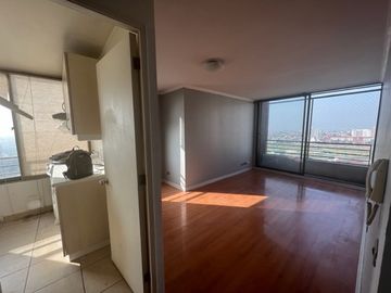Departamento en Venta en Av. Fermín Vivaceta / Frente Hipodromo