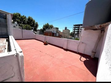 VENTA PH 3 AMB CON TERRAZA-QUINCHO EN CASEROS