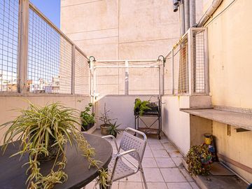 VENTA DEPARTAMENTO 5 AMBIENTES CABALLITO COCHERA