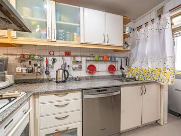 VENTA DEPARTAMENTO 5 AMBIENTES CABALLITO COCHERA