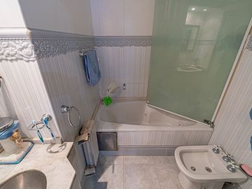VENTA DEPARTAMENTO 5 AMBIENTES CABALLITO COCHERA