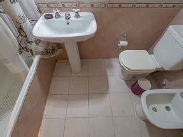 VENTA DEPARTAMENTO 5 AMBIENTES CABALLITO COCHERA
