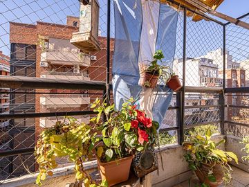 VENTA DEPARTAMENTO 5 AMBIENTES CABALLITO COCHERA