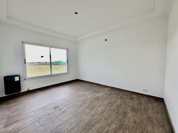 Casa en  venta barrio el rebenque Canning