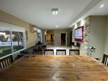Casa en venta - 3 Dormitorios 3 Baños - Don Joaquin