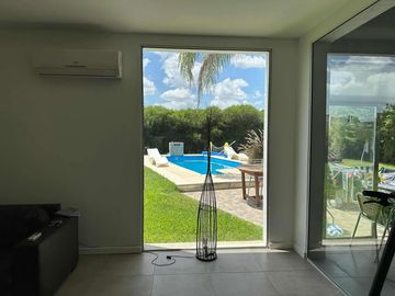 Casa en venta - 3 Dormitorios 3 Baños - Don Joaquin