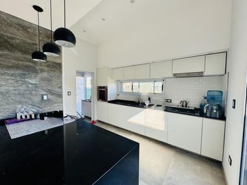 Casa - Venta