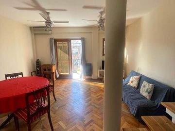 Departamento con cochera en venta en San Isidro