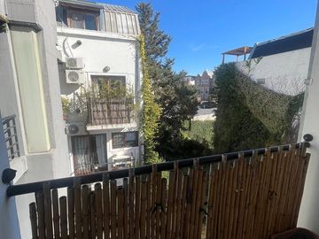 Departamento con cochera en venta en San Isidro
