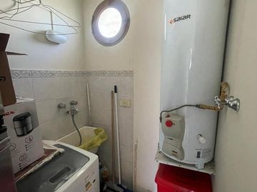 Departamento con cochera en venta en San Isidro