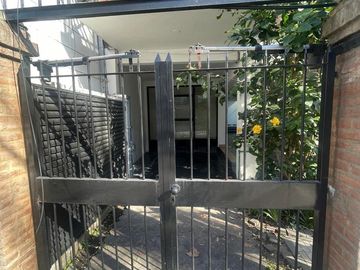 Departamento con cochera en venta en San Isidro
