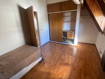 Departamento con cochera en venta en San Isidro