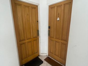 Departamento con cochera en venta en San Isidro