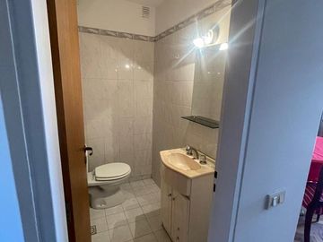 Departamento con cochera en venta en San Isidro