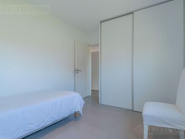 Casa en Área 1 toda parquizada oportunidad San Sebastián MB no crédito