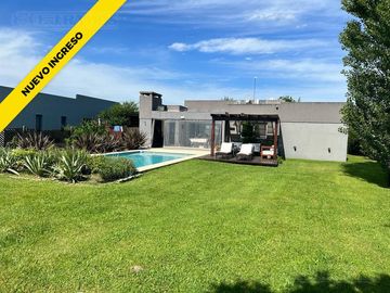 Casa en Área 1 toda parquizada oportunidad San Sebastián MB no crédito