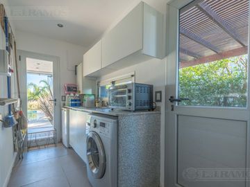 Casa en Área 1 toda parquizada oportunidad San Sebastián MB no crédito