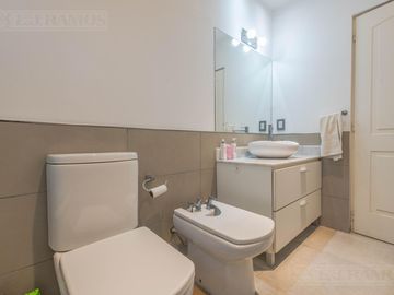 Casa en Área 1 toda parquizada oportunidad San Sebastián MB no crédito